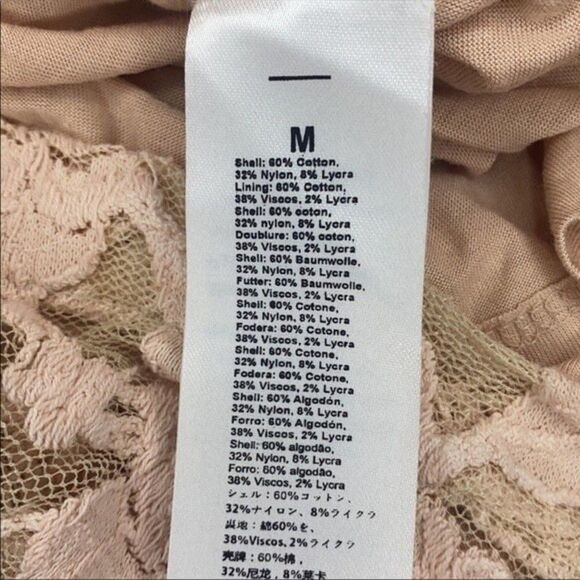 Free People x KAS Collab Peach Floral Stretch Lace Mini Skirt M - Picture 4 of 5